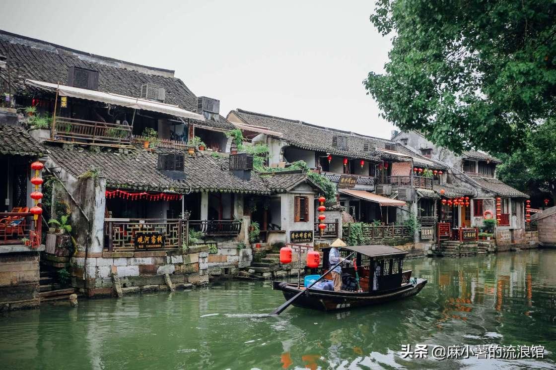 助力城市“换新颜”!重庆路周边地下管廊工程顺利完成电缆下地入廊施工
